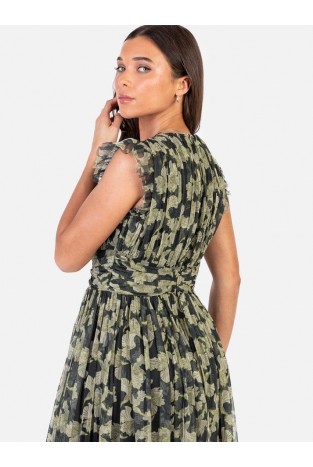 LA QAYARA Soft Green Floral Print Georgette Gown with Thigh-High Slit & Cut Sleeves